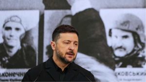 L’ex portavoce di Zelensky attacca Kyiv da Tucker Carlson e fa infuriare gli ucraini