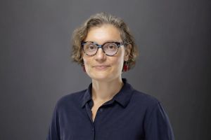 Les attaques observées dans la société américaine contre l’égalité hommes-femmes, notamment dans les entreprises privées, inquiètent particulièrement Laetitia Vitaud dans sa chronique, car elles connaissent déjà leurs premières répliques en Europe, sans susciter de réactions.