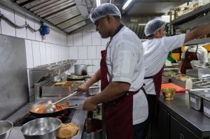 Japan food sector: immigration, a labor crunch and rising costs