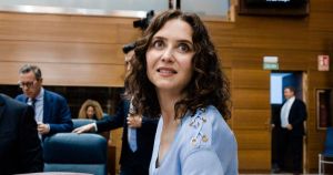 Ayuso sube un tono y afronta las críticas con una oda a la Conquista: 