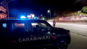 Setteville, rissa fuori da un locale: i carabinieri denunciano sette giovani