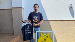 El eterno capitán Víctor Pérez, ante el play-off del Alimerka Oviedo Baloncesto: 