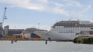 Manovre in vista su Vtp, Costa e Royal verso l’addio