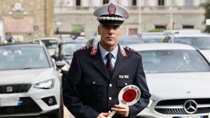Comitati e opposizioni: “Tornare al vigile di quartiere del 2017”