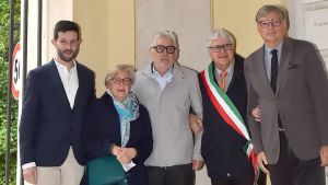 Gianni Bravo nel Famedio dei Benemeriti di Udine: «Aprì il Friuli al mondo»