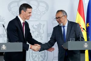 Dos desalmados y el Gran Hermano Virus