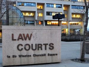 Lorne Gunter: Quashing separatist petition an error in law and undemocratic Before I get into the substance of Justice Shaina Leonard’s decision to quash a petition that would have forced a referendum this fall on whether Alberta should separate from Canada, her position underlines why it was so dangerous for the Centurion Project (a separatist organization unaffiliated with the petitioners) to release the confidential provincial electors’ list to the public.