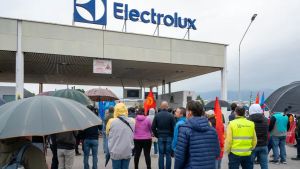 Electrolux e l’ecatombe silenziosa delle piccole imprese che ha preceduto la crisi