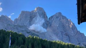 Dolomiti sempre più fragili, il geologo: «Servono radar e monitoraggi»