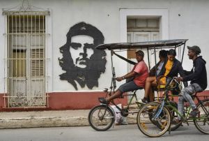 Face aux menaces états-uniennes : « La communauté internationale doit faire preuve de courage politique pour aider Cuba »