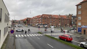 Gør noget andet end at sende let­ba­nen til Bra­brand: Løft blik­ket, som de gør i Paris