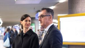 Rilke, Yoga, Menschenrechte: So tickt die neue First Lady Flavia Zaka
