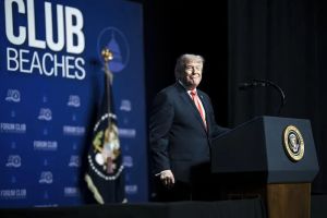 Amazon, Uber, Apple, Boeing : Donald Trump a encaissé des centaines de millions de dollars grâce à des transactions avec des grandes entreprises américaines