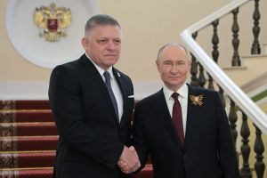 You Can’t Close the Whole Sky: Fico’s Defiant Trip to Moscow’s Victory Day