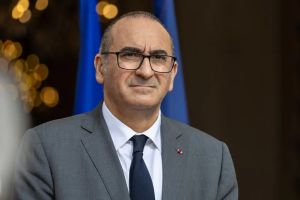 Un adolescent de 15 ans tué, Laurent Nuñez sur place… ce que l’on sait après la fusillade liée au narcotrafic à Nantes