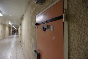 Crachats, menaces et injures sur un surveillant de prison à Pau : le syndicat CGT pénitentiaire tire (encore) la sonnette d’alarme
