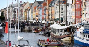 Vi tager den samme turismedebat hver sommer. Måske er det tid til noget mere langsigtet