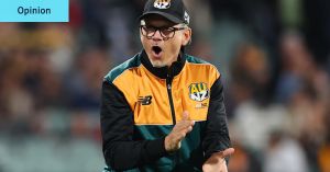 Why Les Kiss is the coach Wallabies need … even if Reds don’t reach Super Rugby semis