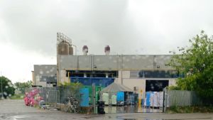 Vaiano Cremasco, incendio nella lavanderia: reparto stireria inagibile e macchinari danneggiati. Non si esclude il dolo