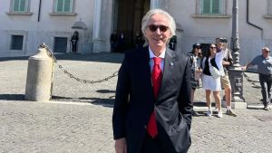 Docente e politico kosovaro stroncato da un infarto a Venezia