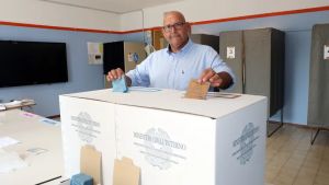 Il sindaco Pitton spinge Meduna in Friuli: «Stipendi più alti di 300 euro»