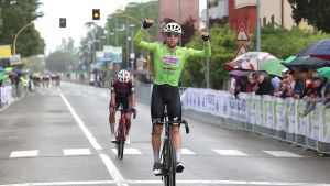 Ciclismo: Pezzo Rosola, figlio d’arte, fa suo il Gp Città di Pontedera