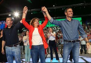 La caída de la mujer más poderosa del Orbe