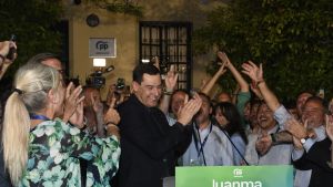 Clara victoria del PP con histórica derrota del PSOE