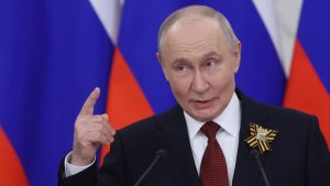 The FT View. The cracks in the Putin edifice