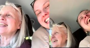 Mother with Alzheimer’s who lost her speech harmonizes with daughter in beautiful videos