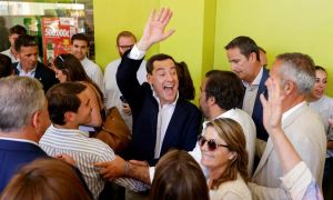 Premajhna zmaga zmernih konservativcev v Andaluziji za samostojno vladanje