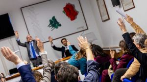 Dalla “bottarella al governo” al “genocidio”. Bestiario dell’assemblea dell'Anm