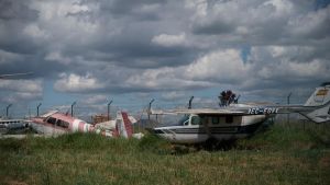 Los aeropuertos españoles acumulan 87 aviones abandonados que suman una deuda de siete millones con AENA