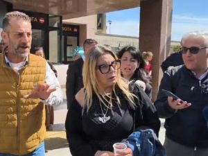 Martina Carbonaro, minacce e tensioni in aula al processo ad Alessio Tucci: «Ti taglio la testa», «Dovete fare la fine di mia figlia»