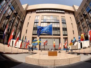 Solo con l'elezione diretta, l'Unione troverà una politica