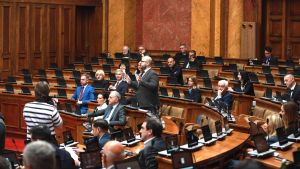 Množe se opozicione kolone pred izbore: Daleko je referendumska atmosfera i crnogorski scenario