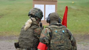 In der jetzigen Welt ist es gefährlich, die Unteroffiziere der Bundeswehr zu demotivieren