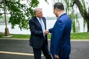 Trump-Xi zirvesi geçici ateşkes mi getirdi?