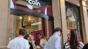 Uniqlo e Virgin Active nel palazzo ex Coin di Bologna: così via Rizzoli cambia volto