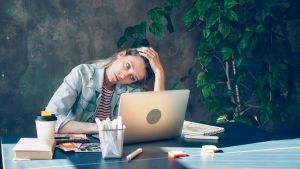 Ansia in vista degli esami, come riconoscerla e imparare a gestirla. Consigli e segnali da non sottovalutare
