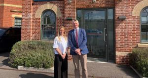 Local top 200 UK law firm promotes senior lawyer to partner