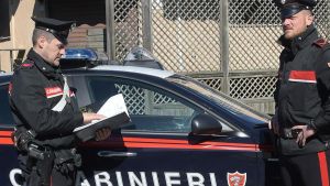 Cocaina, hashish e 60mila euro nascosti: arrestata famiglia di imprenditori in Casentino