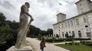 Il museo, i bagarini e la paura delle idee