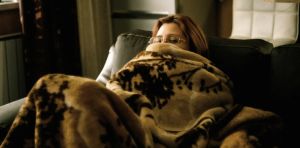 How do I know if my electric blanket or heated throw is safe?