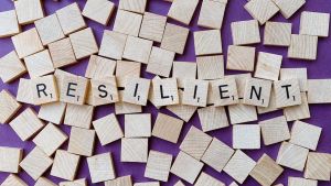 Cos’è la resilienza e perché è legata al benessere. Gestire le emozioni senza farsi travolgere: come si pratica