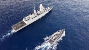 Partiti i due cacciamine, Rimini e Crotone in mare: navigano verso il Canale di Suez