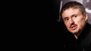 Cristian Mungiu sfidò l’indifferenza morale sull’aborto, ora ci delizia con le famiglie nel bosco