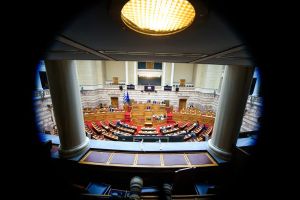 Η διαρροή είναι το πρόβλημα ή ο ευτελισμός της Βουλής;