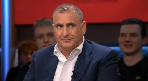 Wie beweren dat de komst van asielzoekers moet worden ingedamd, zijn politieke oplichters