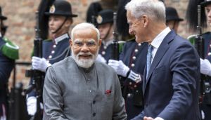Når vi diskuterer India, bør vi også se oss selv i speilet